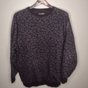SD x WFA White Fox Men's Sweatshirt  Medium Gray Black Crewneck Leopard YY
